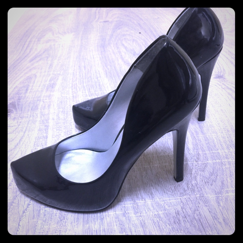 Black Jessica Simpson platform heels